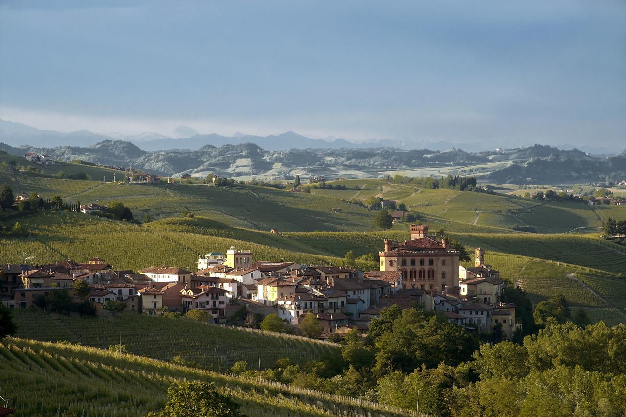 Angolo Divino Alba  Esterno foto